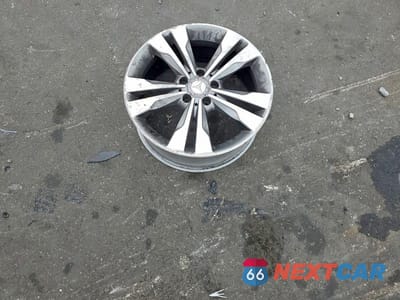 Zdjęcie 12 z 12 samochodu: 2015 MERCEDES-BENZ CLA 250 VIN:WDDSJ4EB4FN254996 - miniatura