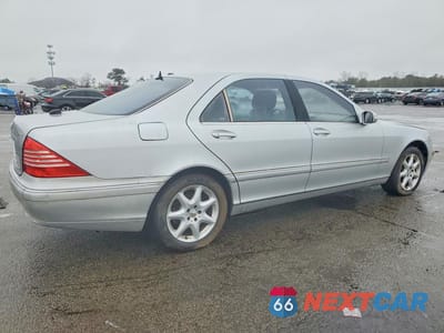 Trzecie zdjęcie samochodu z tyłu: 2005 MERCEDES-BENZ S 430 4MATIC VIN:WDBNG83J35A438371 - miniatura