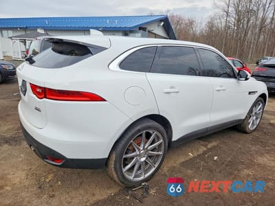 Trzecie zdjęcie samochodu z tyłu: 2019 JAGUAR F-PACE VIN:SADCS2FX4KA364933 - miniatura