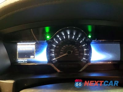 Zdjęcie 8 z 11 samochodu: 2013 LINCOLN MKS VIN:1LNHL9EK6DG614892 - miniatura