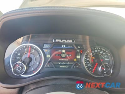 Zdjęcie 9 z 12 samochodu: 2024 RAM 3500 LARAMIE VIN:3C63RRJL3RG150085 - miniatura