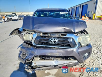 Piąte zdjęcie samochodu w środku: 2015 TOYOTA TACOMA PRERUNNER V6 VIN:5TFJU4GN8FX068774 - miniatura