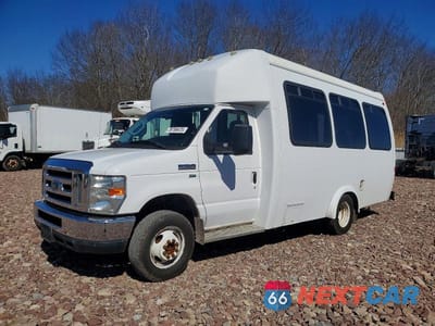 Drugie zdjęcie samochodu z przodu: 2013 FORD ECONOLINE E350 SUPER DUTY CUTAWAY VAN VIN:1FDWE3FL0DDB26352 - miniatura