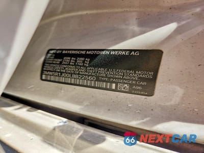 Zdjęcie 12 z 12 samochodu: 2020 BMW 330I VIN:3MW5R1J00L8B22560 - miniatura