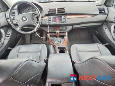 Zdjęcie 8 z 13 samochodu: 2004 BMW X5 4.4I VIN:5UXFB53594LV03103 - miniatura