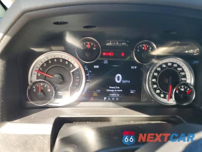 Zdjęcie 9 z 11 samochodu: 2013 RAM 1500 SLT VIN:1C6RR7GT2DS542725 - miniatura