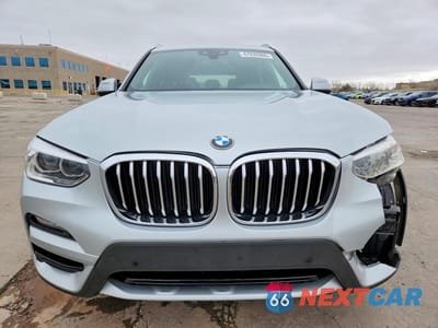 Piąte zdjęcie samochodu w środku: 2021 BMW X3 XDRIVE30I VIN:5UXTY5C05M9E20788 - miniatura