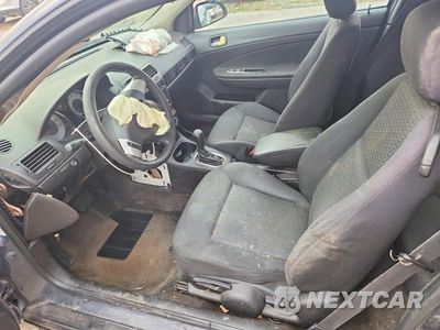 Zdjęcie 7 z 13 samochodu: 2009 PONTIAC G5 VIN:1G2AS18HX97105894 - miniatura