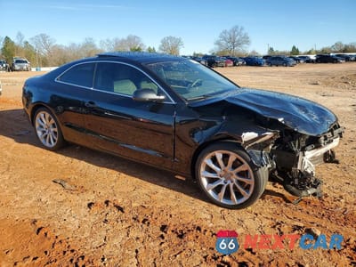 Czwarte zdjęcie samochodu z boku: 2013 AUDI A5 PRESTIGE VIN:WAUVFAFRXDA026117 - miniatura