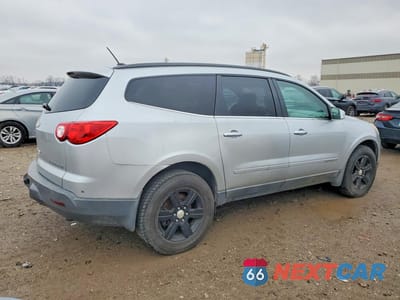 Trzecie zdjęcie samochodu z tyłu: 2009 CHEVROLET TRAVERSE LT VIN:1GNER23D99S130597 - miniatura