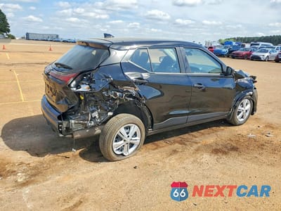 Trzecie zdjęcie samochodu z tyłu: 2025 NISSAN KICKS PLAY S VIN:3N1CP5BV2SL500622 - miniatura