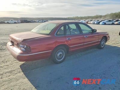 Trzecie zdjęcie samochodu z tyłu: 1995 FORD CROWN VICTORIA VIN:2FALP73W1SX145351 - miniatura