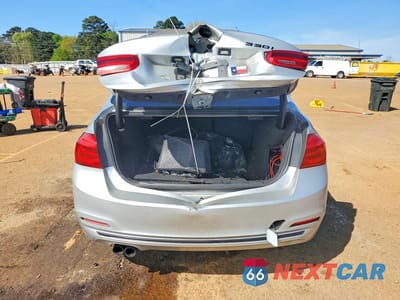 Zdjęcie 6 z 12 samochodu: 2017 BMW 330 I VIN:WBA8B9G35HNU55116 - miniatura