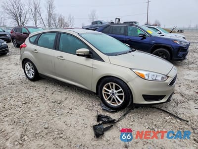 Czwarte zdjęcie samochodu z boku: 2016 FORD FOCUS SE VIN:1FADP3K20GL203904 - miniatura