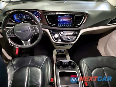 Zdjęcie 8 z 12 samochodu: 2017 CHRYSLER PACIFICA TOURING L PLUS VIN:2C4RC1EGXHR653656 - miniatura