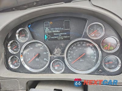 Zdjęcie 8 z 10 samochodu: 2019 KENWORTH CONSTRUCTION VIN:1XKZD49X1KJ341542 - miniatura