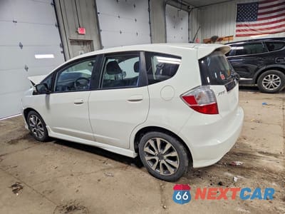 Drugie zdjęcie samochodu z przodu: 2013 HONDA FIT SPORT VIN:JHMGE8H59DC069951 - miniatura