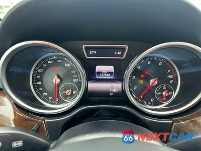 Zdjęcie 8 z 11 samochodu: 2016 MERCEDES-BENZ GLE 350 4MATIC VIN:4JGDA5HB2GA781038 - miniatura