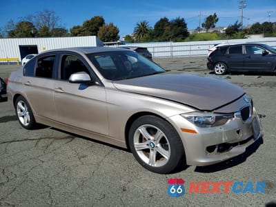 Czwarte zdjęcie samochodu z boku: 2015 BMW 320 I VIN:WBA3B1C58FK136083 - miniatura