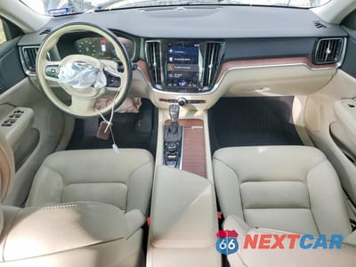 Zdjęcie 8 z 13 samochodu: 2021 VOLVO V60 T5 MOMENTUM VIN:YV1102EK2M2430224 - miniatura