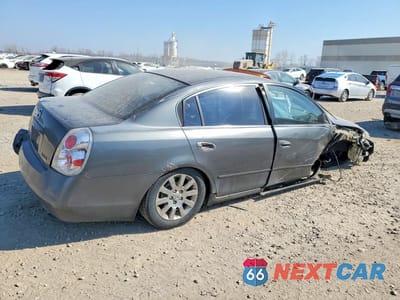 Trzecie zdjęcie samochodu z tyłu: 2005 NISSAN ALTIMA 2.5 VIN:1N4AL11E55N468818 - miniatura