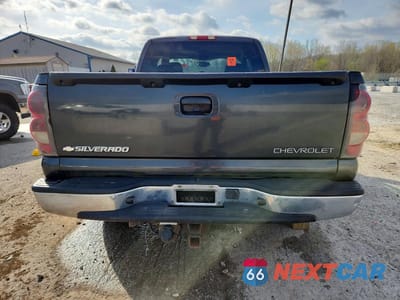 Zdjęcie 6 z 12 samochodu: 2004 CHEVROLET SILVERADO K1500 VIN:2GCEK19TX41190077 - miniatura