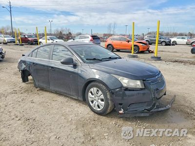 Czwarte zdjęcie samochodu z boku: 2012 CHEVROLET CRUZE LS VIN:1G1PD5SHXC7342479 - miniatura