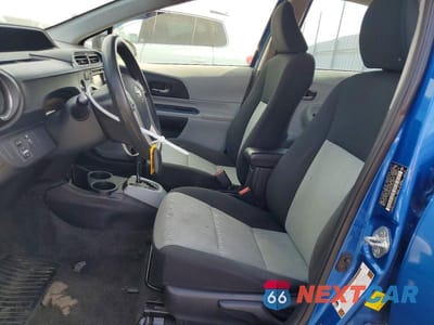 Zdjęcie 7 z 12 samochodu: 2013 TOYOTA PRIUS C THREE VIN:JTDKDTB3XD1034565 - miniatura