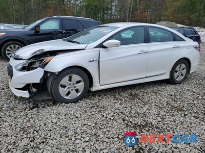 2012 HYUNDAI SONATA HYBRID BASE KMHEC4A49CA059323 - główne zdjęcie licytacji z USA - miniatura
