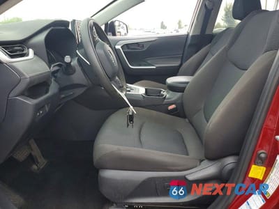 Zdjęcie 7 z 11 samochodu: 2021 TOYOTA RAV4 HYBRID LE VIN:4T3LWRFV8MU039939 - miniatura