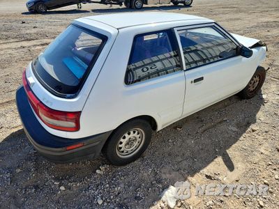 Trzecie zdjęcie samochodu z tyłu: 1992 MAZDA 323 BASE VIN:JM1BG2329N0473691 - miniatura