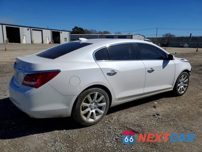 Trzecie zdjęcie samochodu z tyłu: 2016 BUICK LACROSSE PREMIUM VIN:1G4GD5G30GF100389 - miniatura
