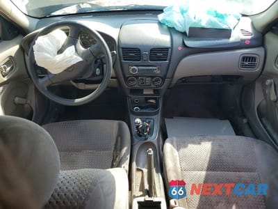 Zdjęcie 8 z 13 samochodu: 2006 NISSAN SENTRA 1.8 VIN:3N1CB51D76L463841 - miniatura