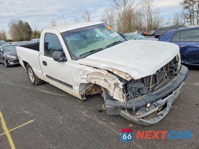 Czwarte zdjęcie samochodu z boku: 2005 CHEVROLET SILVERADO K1500 VIN:1GCEK14T65Z236312 - miniatura