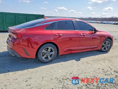 Trzecie zdjęcie samochodu z tyłu: 2021 KIA K5 LX VIN:5XXG24J23MG005813 - miniatura