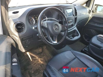 Zdjęcie 8 z 12 samochodu: 2022 MERCEDES-BENZ METRIS VIN:W1YV0BEY4N4173256 - miniatura