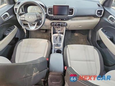 Zdjęcie 8 z 14 samochodu: 2023 HYUNDAI VENUE SEL VIN:KMHRC8A35PU211747 - miniatura