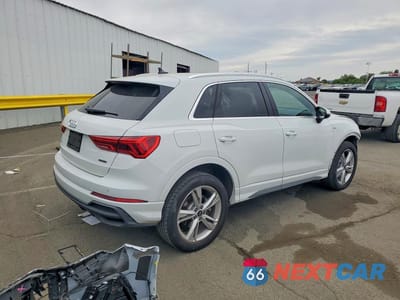 Trzecie zdjęcie samochodu z tyłu: 2024 AUDI Q3 PREMIUM S LINE 45 VIN:WA1DECF31R1051305 - miniatura