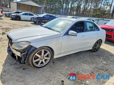 2014 MERCEDES-BENZ C 300 4MATIC WDDGF8ABXEG232055 - główne zdjęcie licytacji z USA - miniatura