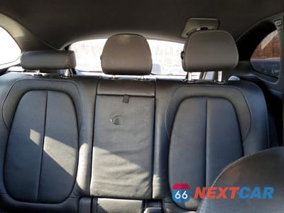 Zdjęcie 10 z 12 samochodu: 2018 BMW X1 XDRIVE28I VIN:WBXHT3C37J5K30028 - miniatura