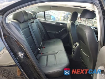 Zdjęcie 10 z 11 samochodu: 2016 VOLKSWAGEN JETTA SE VIN:3VWD67AJ7GM374531 - miniatura