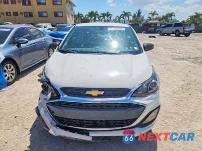 Piąte zdjęcie samochodu w środku: 2019 CHEVROLET SPARK LS VIN:KL8CB6SA4KC710965 - miniatura