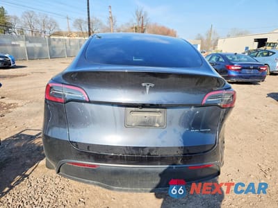 Zdjęcie 6 z 12 samochodu: 2025 TESLA MODEL Y VIN:7SAYGAEE6SF296500 - miniatura