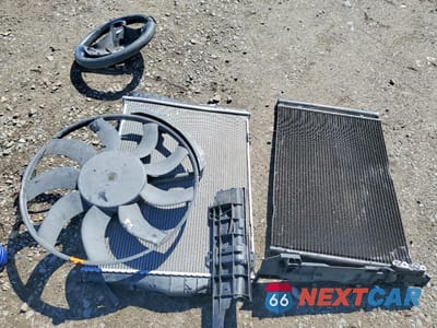 Zdjęcie 12 z 14 samochodu: 2008 BMW M3 VIN:WBSVA93508E215089 - miniatura