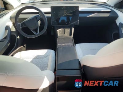 Zdjęcie 8 z 12 samochodu: 2024 TESLA MODEL 3 VIN:5YJ3E1EB5RF760454 - miniatura