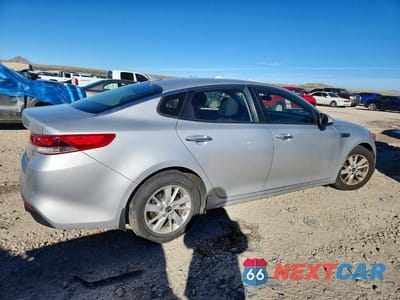 Trzecie zdjęcie samochodu z tyłu: 2017 KIA OPTIMA LX VIN:KNAGT4L30H5148566 - miniatura