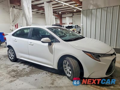 Czwarte zdjęcie samochodu z boku: 2025 TOYOTA COROLLA LE VIN:5YFB4MDE6SP280428 - miniatura