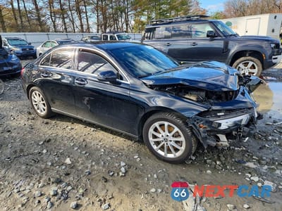 Czwarte zdjęcie samochodu z boku: 2020 MERCEDES-BENZ A 220 4MATIC VIN:W1K3G4FB4LW043742 - miniatura