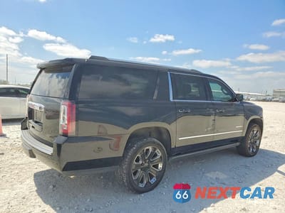 Trzecie zdjęcie samochodu z tyłu: 2019 GMC YUKON XL DENALI VIN:1GKS1HKJ4KR222473 - miniatura