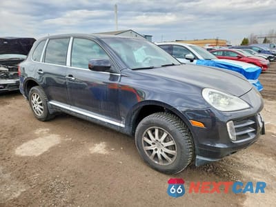 Czwarte zdjęcie samochodu z boku: 2008 PORSCHE CAYENNE VIN:WP1AA29P78LA10787 - miniatura
